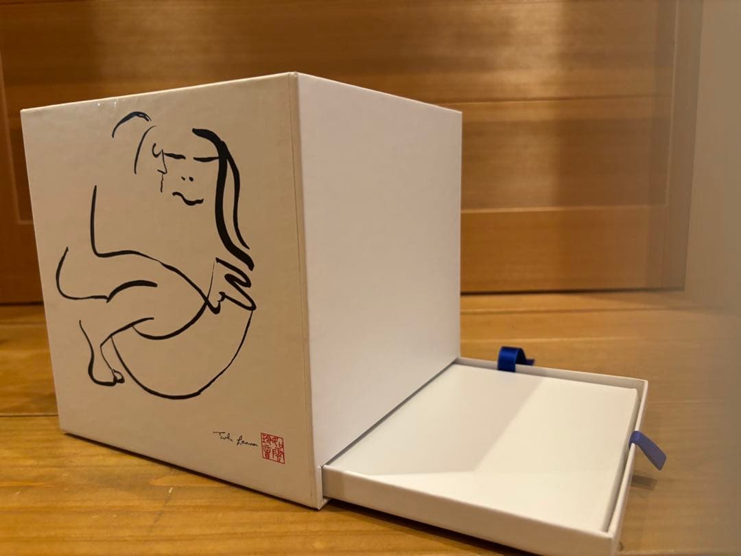 ジョン・レノン シグネイチャーボックス（完全限定生産）