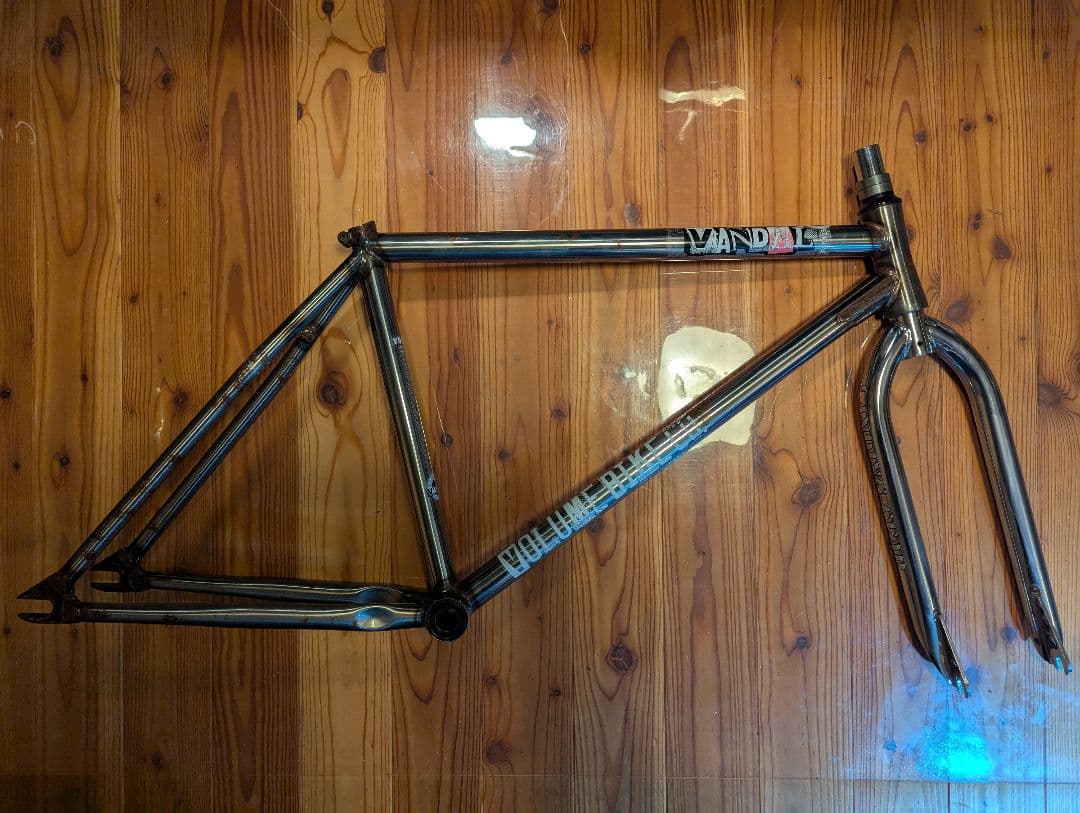 VOLUME BIKE VANDAL ぱるーん