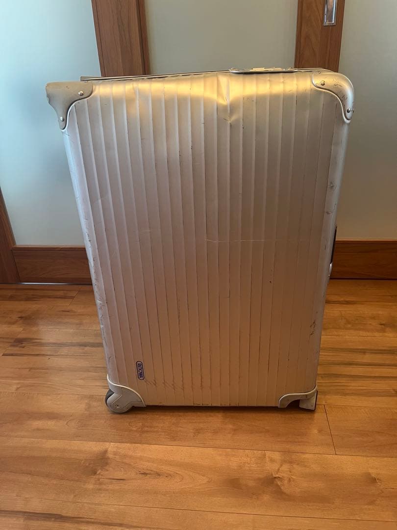 リモワ　シルバーインテグラ　104ℓ 4輪