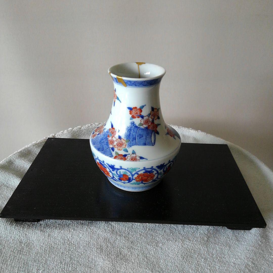 今右衛門作　染錦　芝桜紋　花瓶