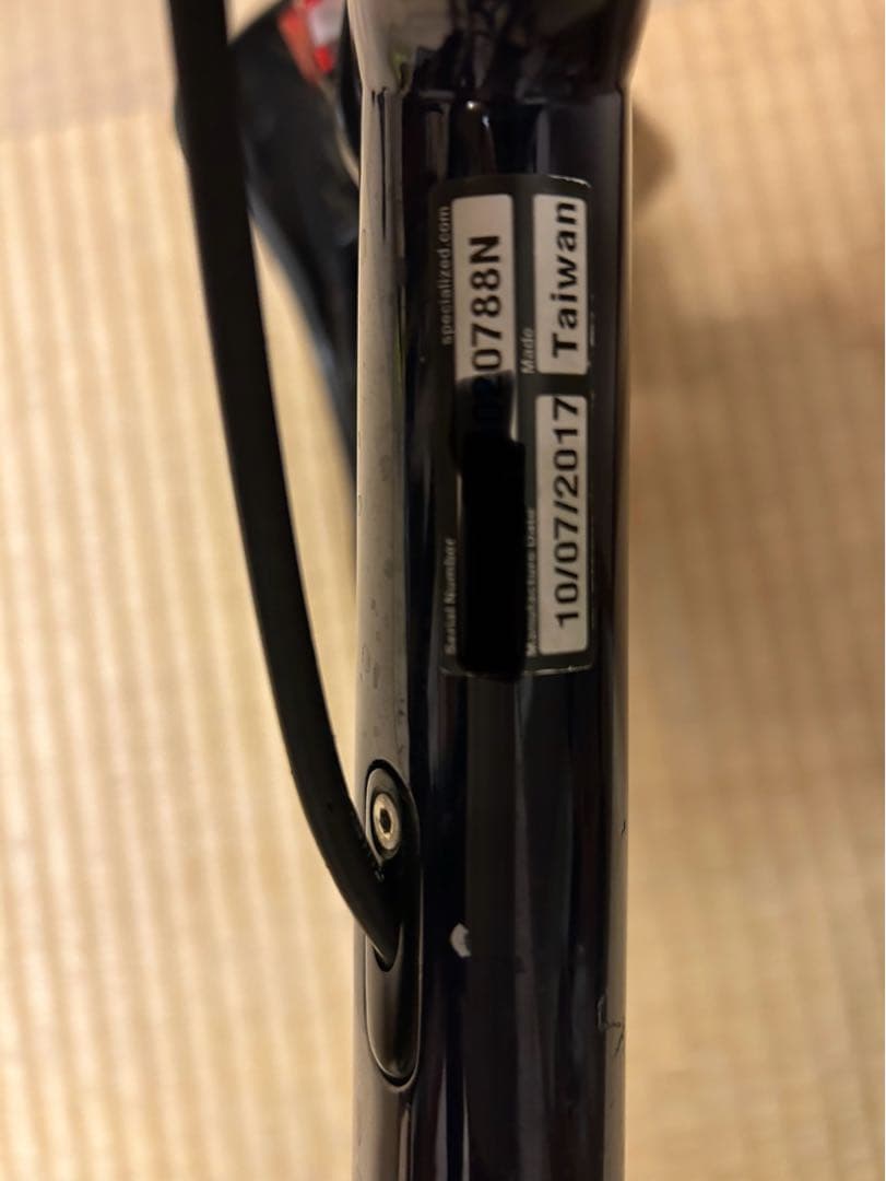 Specialized ALLEZ RED HOOK限定モデル