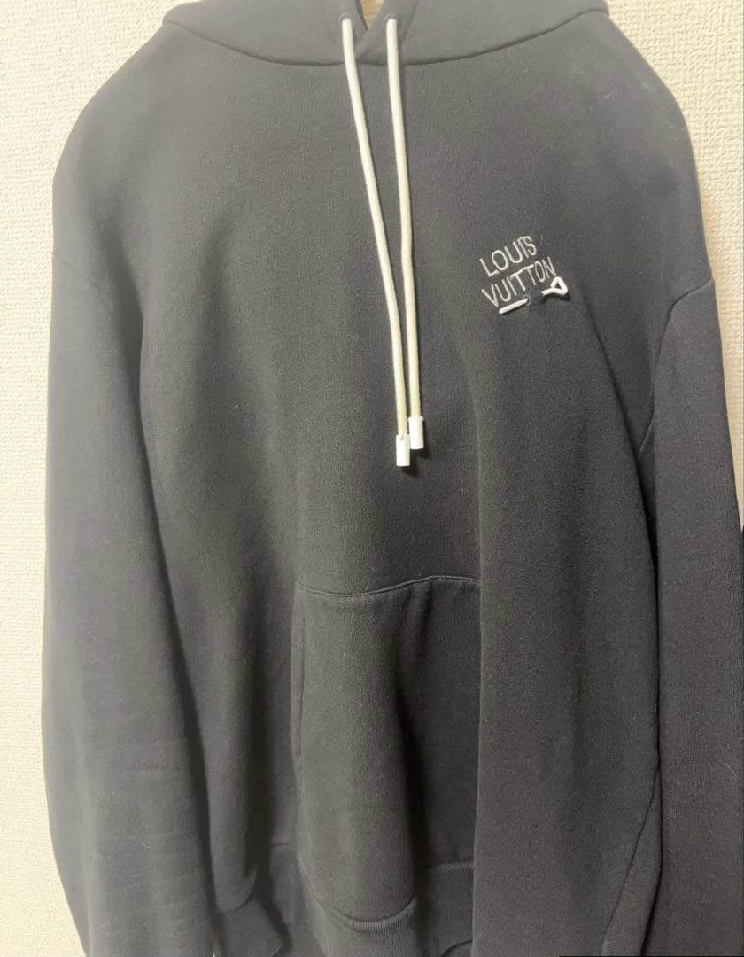 LOUIS VUITTON シグネチャー　パーカー