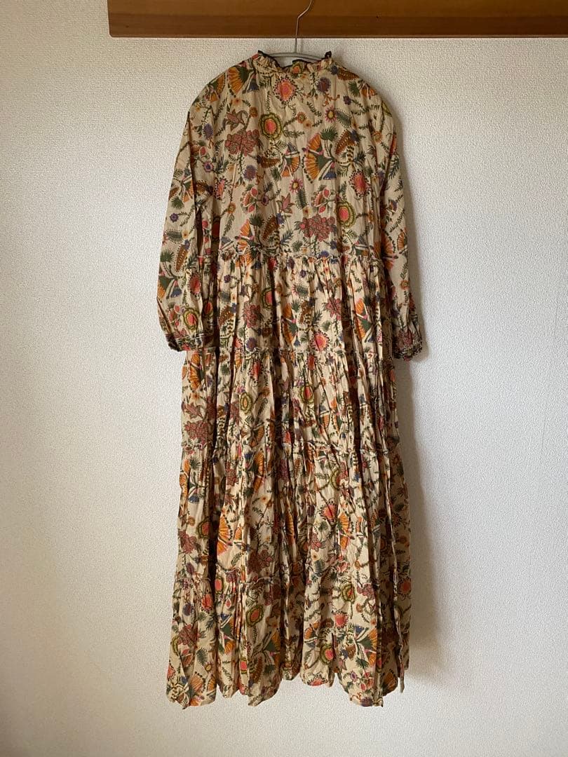 花柄ロングドレス 長袖 フリル付き