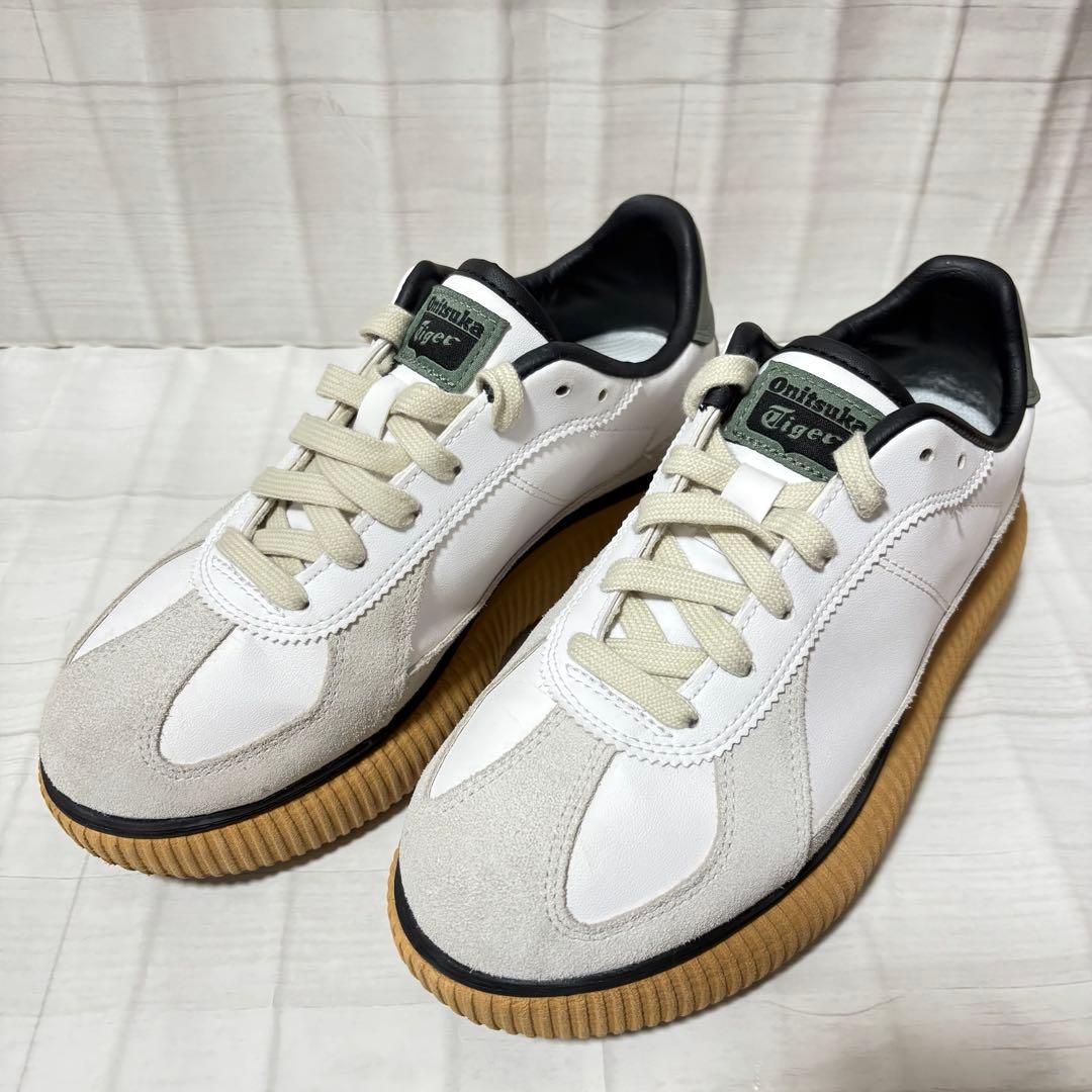 【超美品】Onitsuka Tiger DELECITY 24.5cm