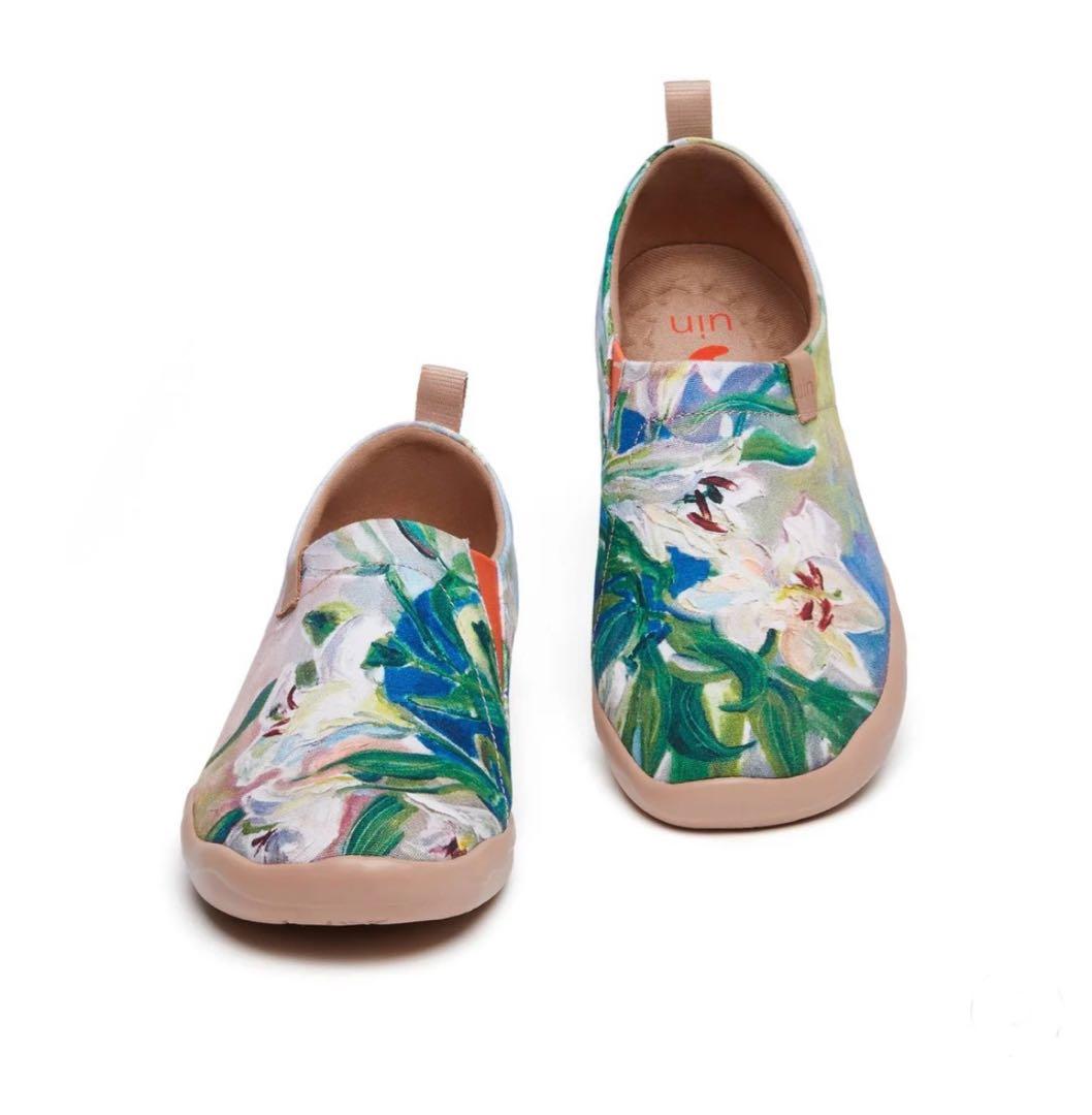 ♥️UIN♥️アートトラベルシューズ YAWNING LILYキャンパス・レディース