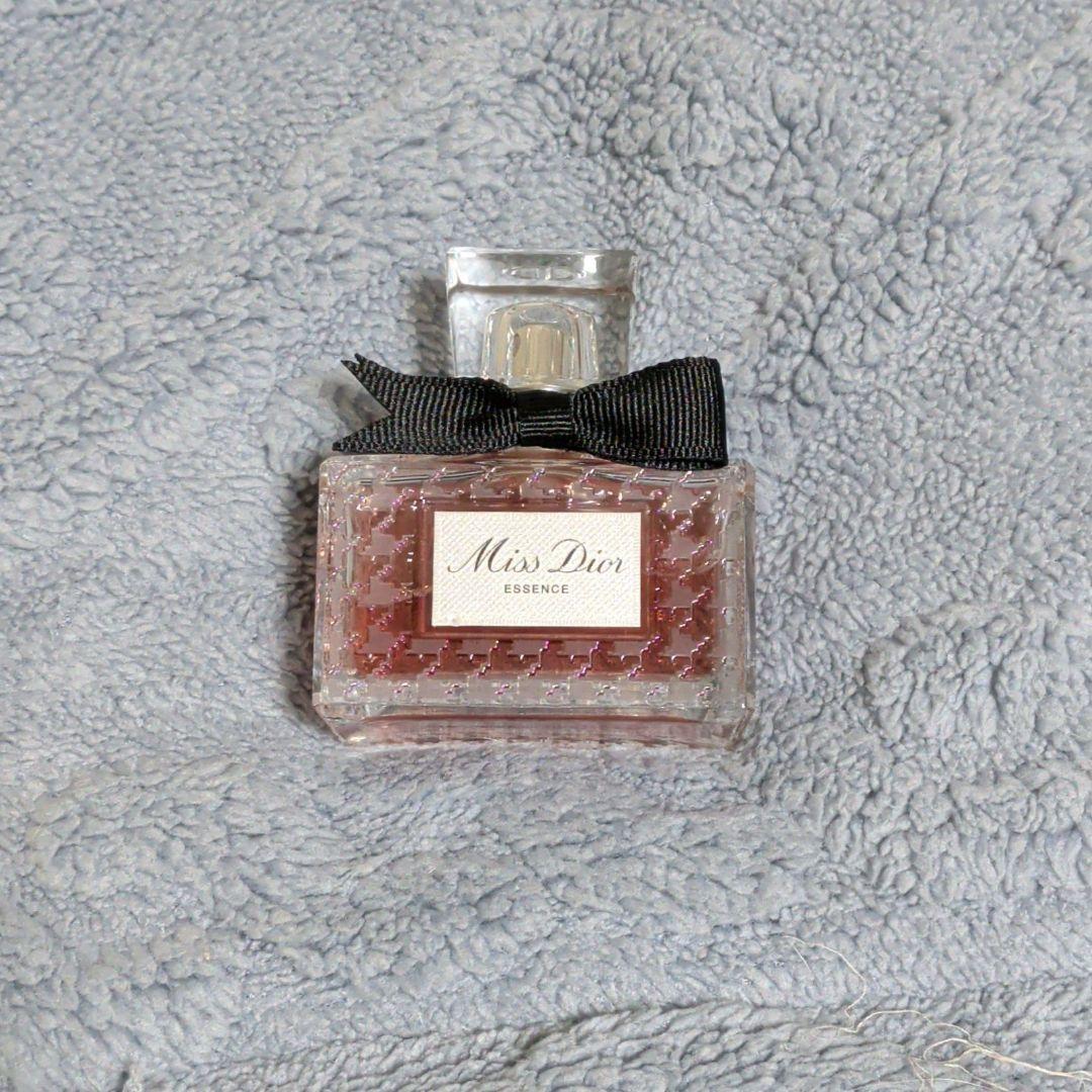 Miss Dior Essence　ディオール　エッセンス　パルファン　35ml