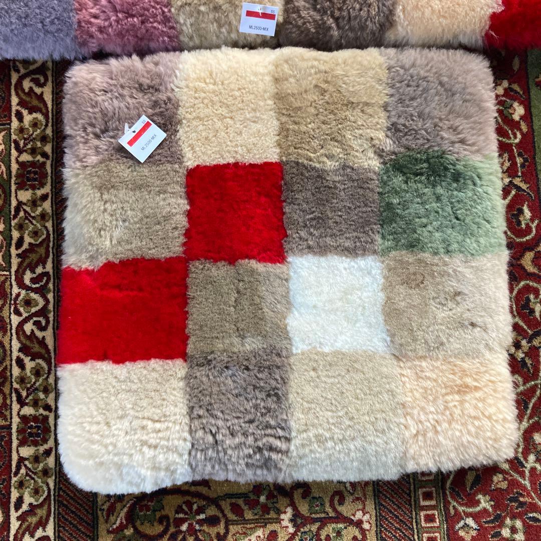 【新品】日本ムートン（旧名ニチロ）ムートンクッション３枚