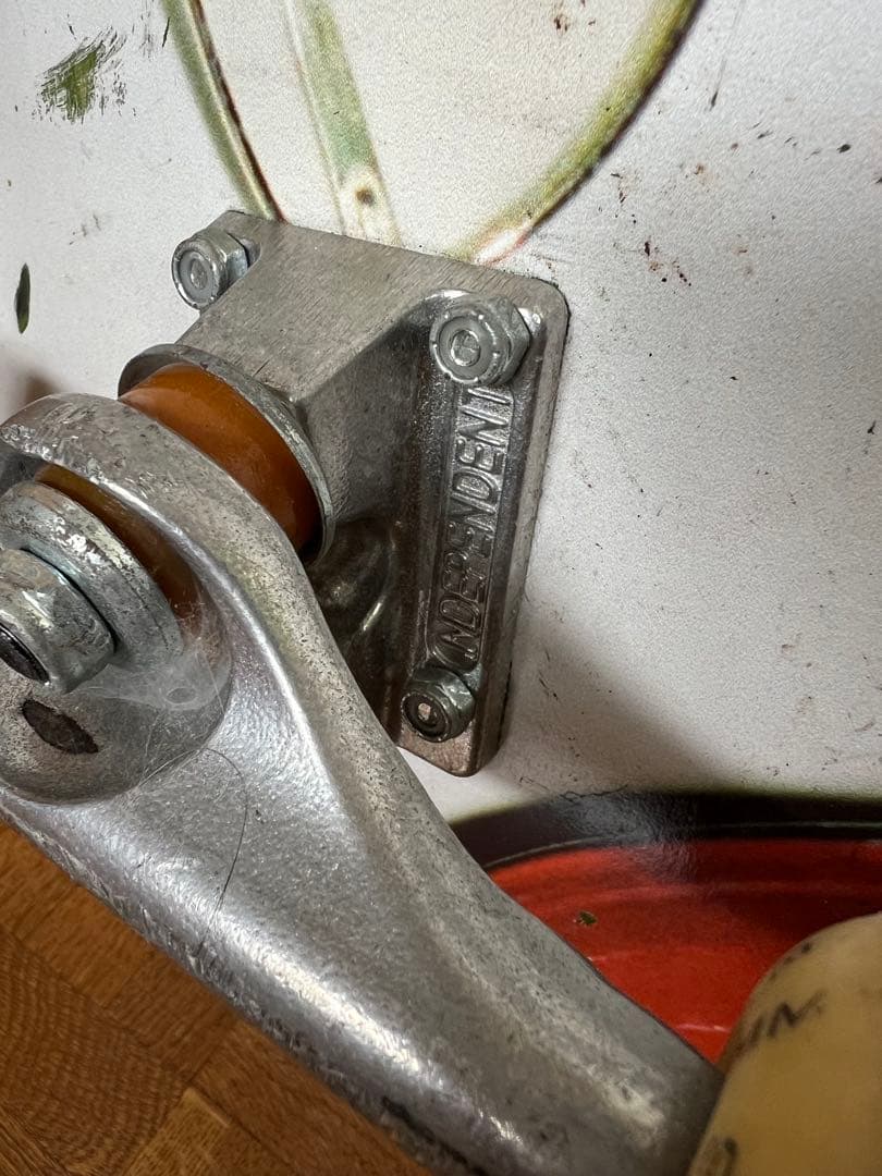 スケートボード 8.3 inchコンプリート