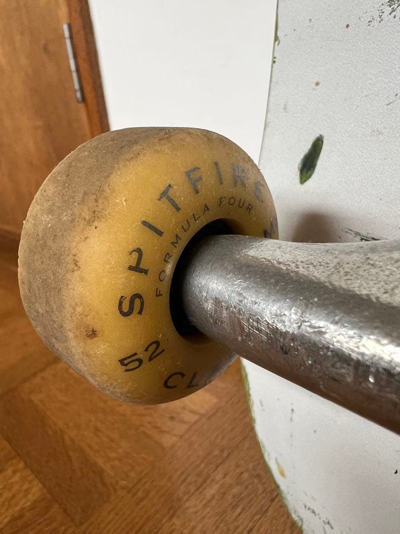 スケートボード 8.3 inchコンプリート