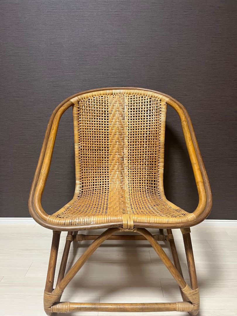 古家具ナチュラル天然素材　ラタンフレーム　ラタンチェア　椅子　アームチェア　２