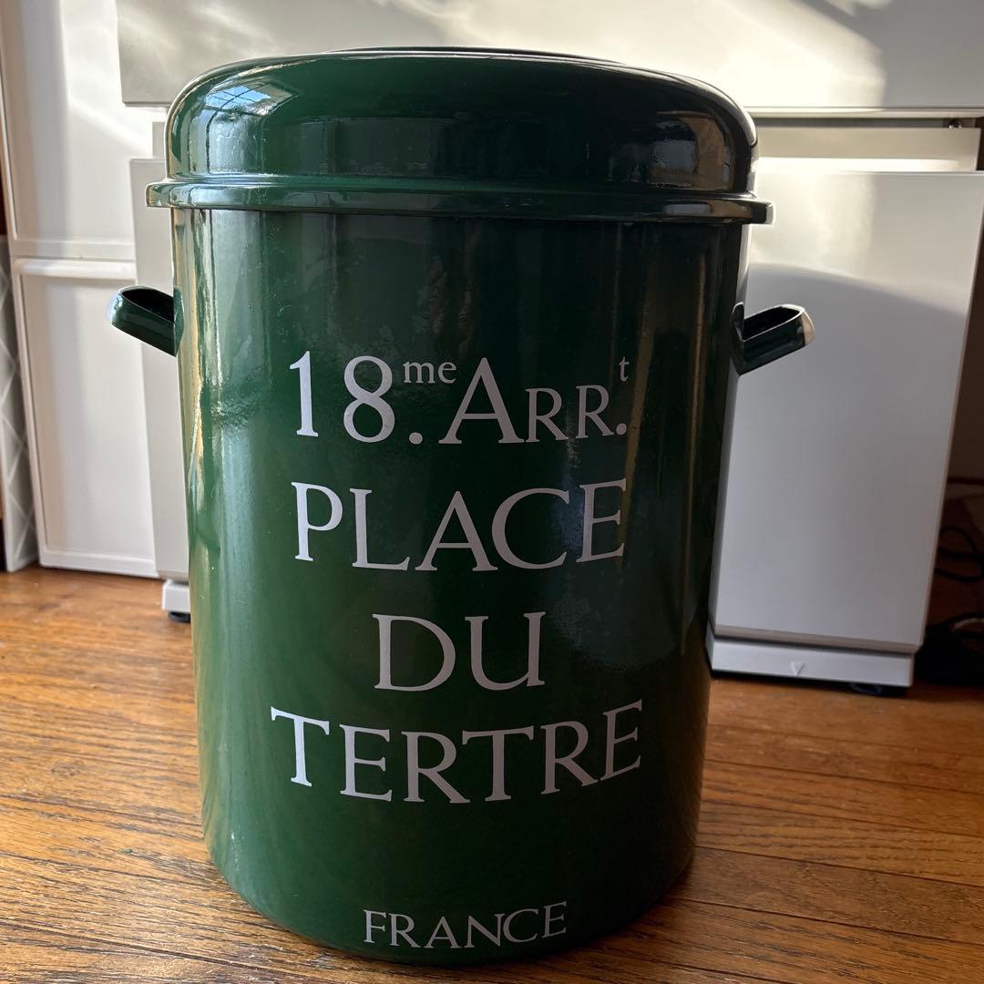 ホーロー　小物入れ／ゴミ箱　緑