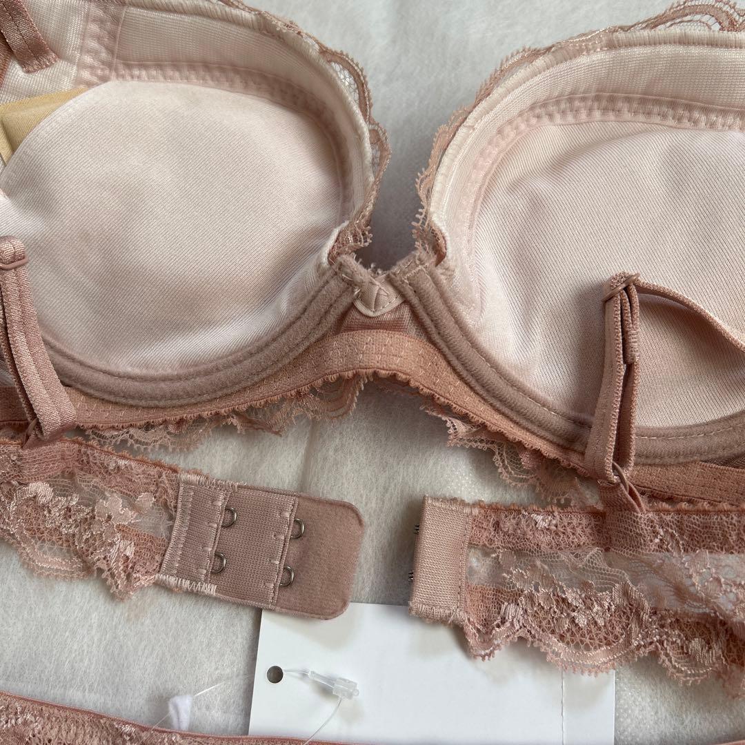 【定価14,000円以上】ワコール　パルファージュ　ブラジャーショーツ　C75Ｌ