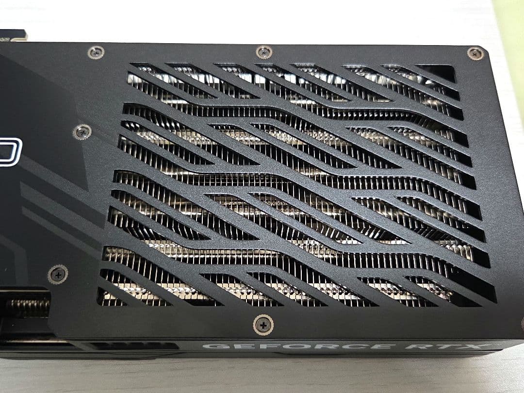 グラフィックボード・グラボ・ビデオカード Palit GeForce RTX5070 GamingPro