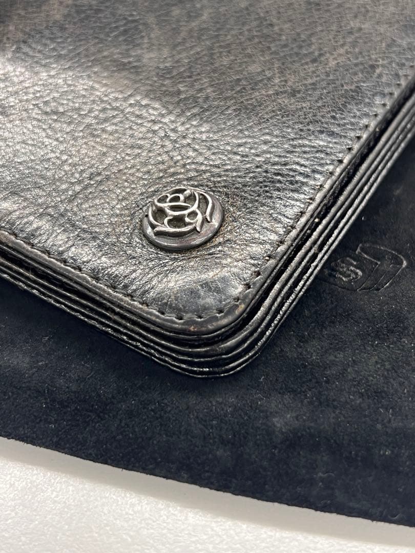 CHROME HEARTS レザーコードストラップ付 クロスボール財布