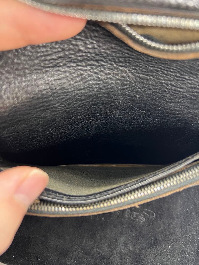 CHROME HEARTS レザーコードストラップ付 クロスボール財布