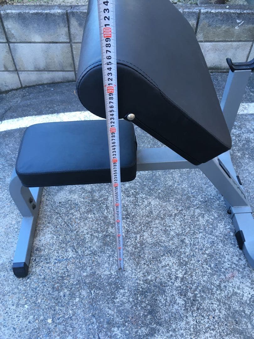 BodySolidのジムユースのプリチャーベンチ