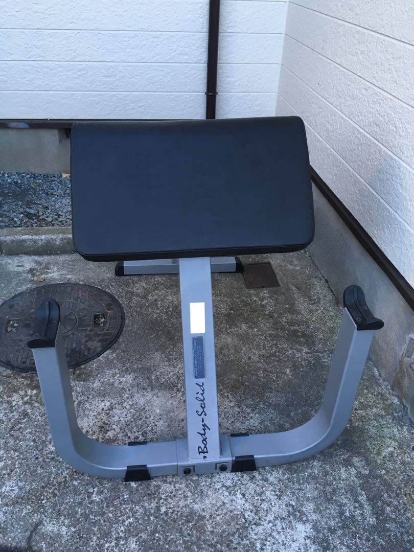 BodySolidのジムユースのプリチャーベンチ