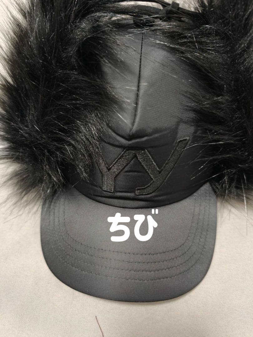 Open yy ファー付き黒キャップ YYロゴ