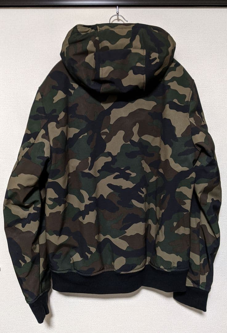 【 】フード付き中綿ジャケット/総柄/迷彩/ロゴ/新品