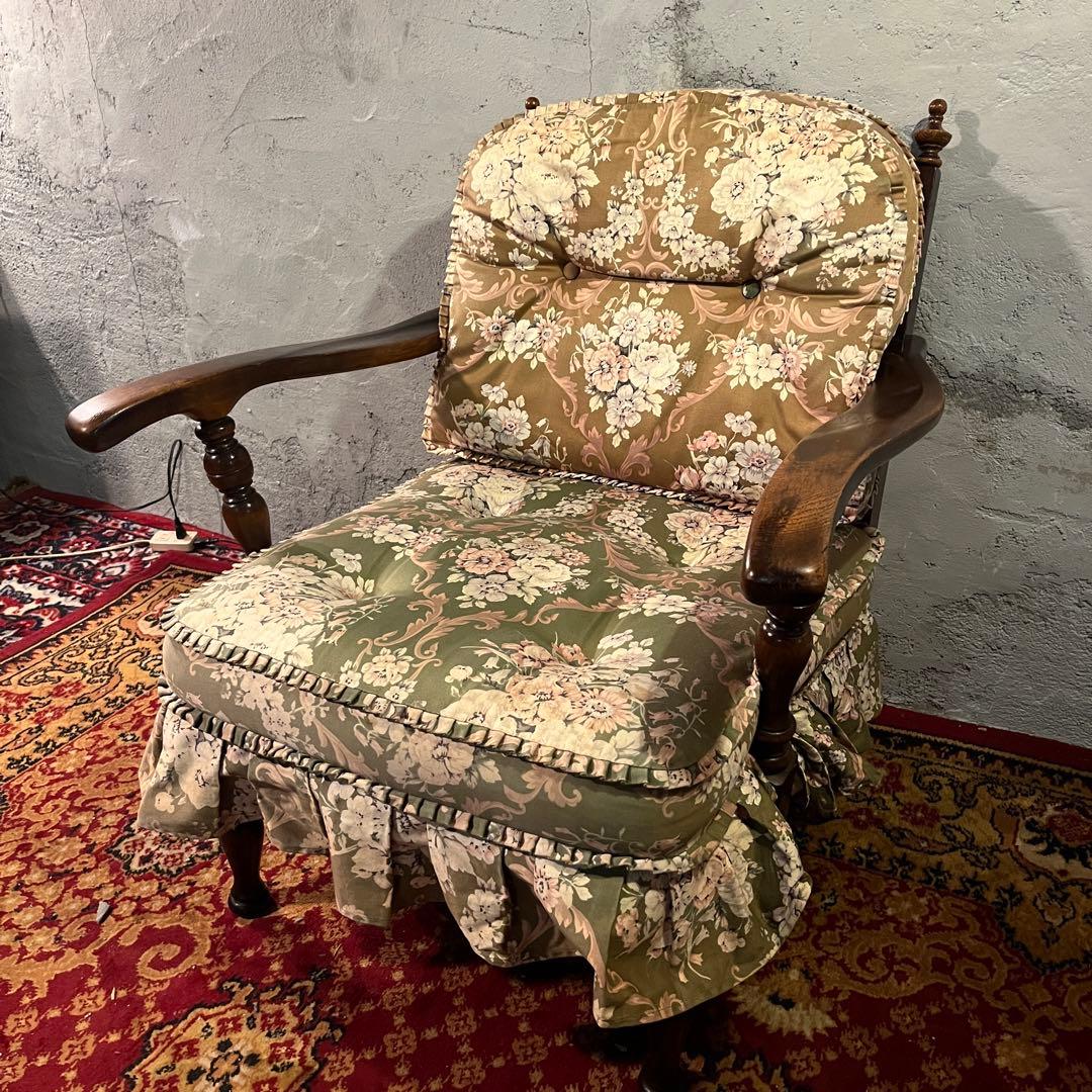 【キツツキ】ラウンジチェア 1人掛け 花柄クッション付き ヴィンテージ ソファ②