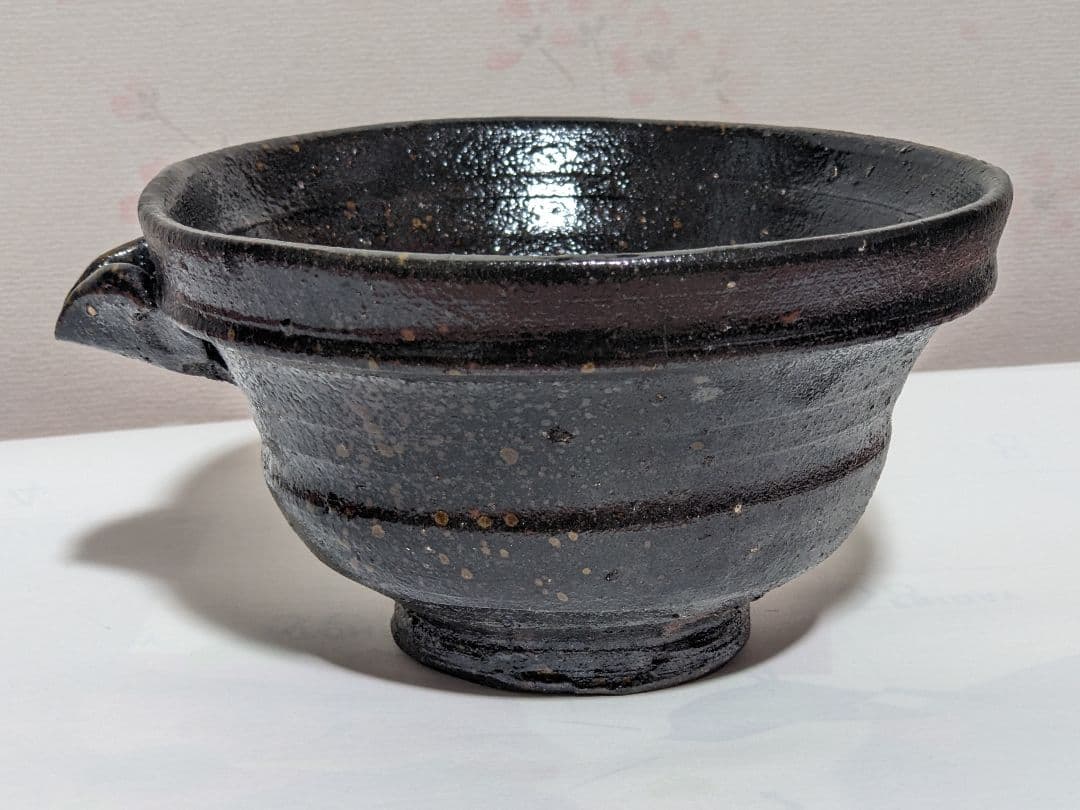 ♦片口抹茶碗 茶道具 片口酒器 ぐい呑み 窯元不明 未使用品 秀作な作家物