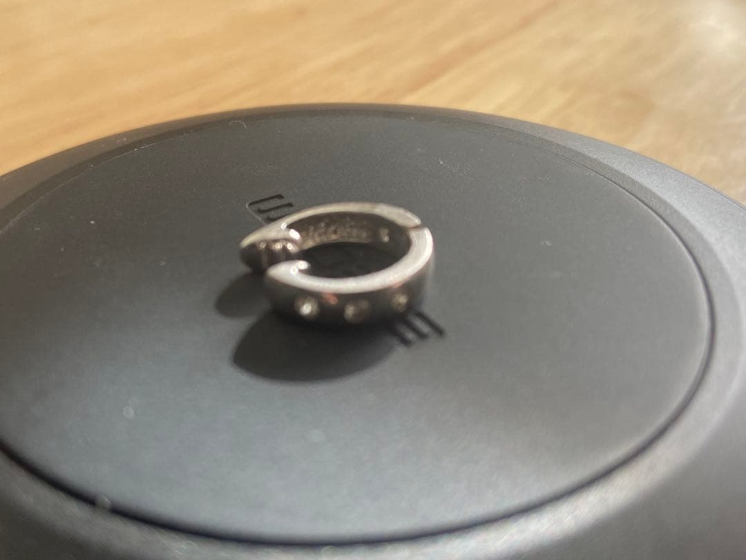 イヤーカフ　ダイヤモンド　ホワイトゴールド