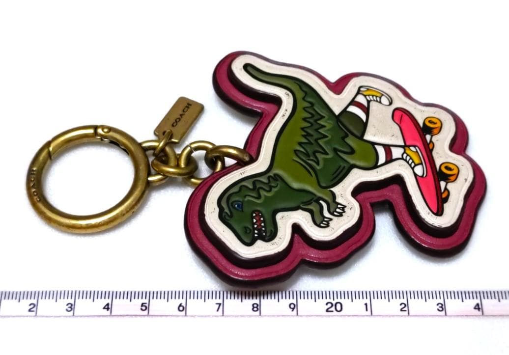 COACH コーチ　希少　スケボー レキシー　チャーム／キーリング　40799