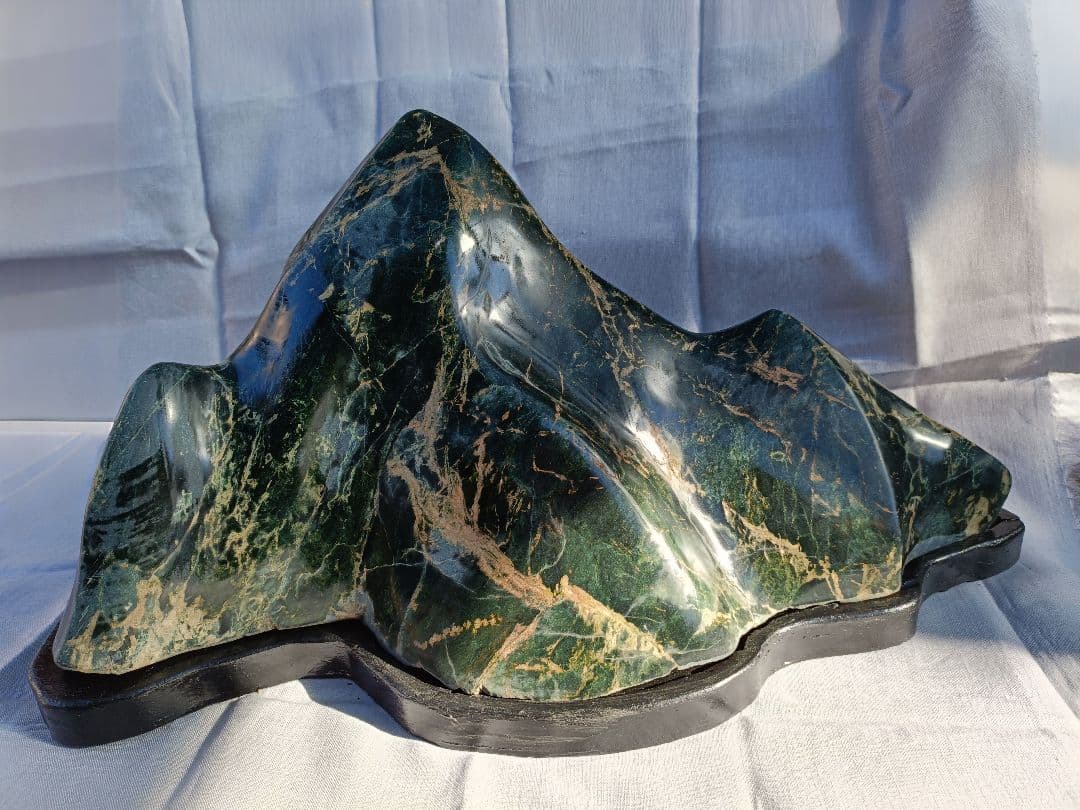 水石盆石　富士山　大きめ山渓石