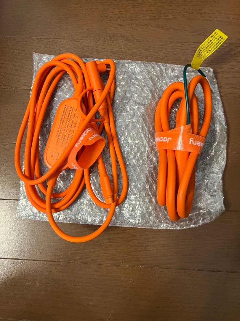 Jackery SolarSaga 100 & Explorer 1000セット