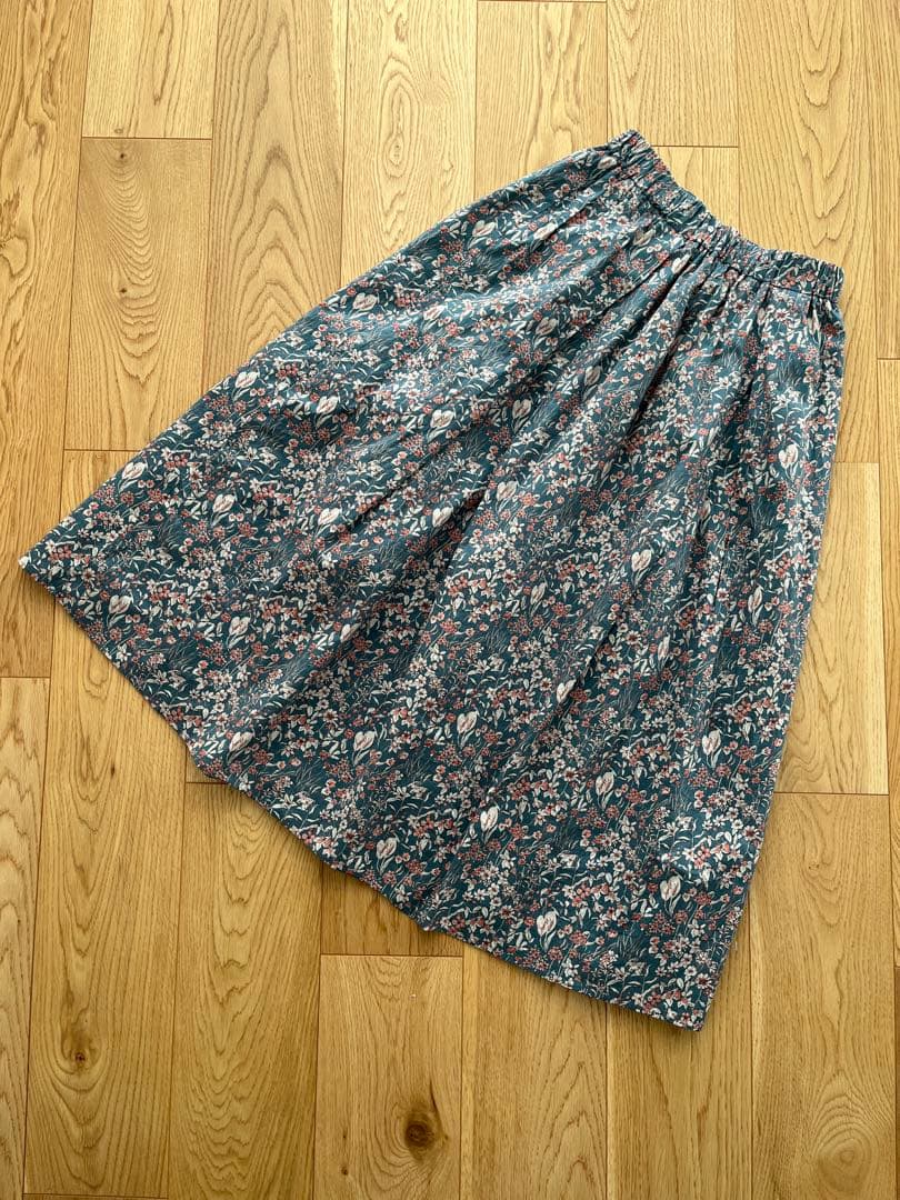 かぐれ　wander vgl リバティプリントスカート