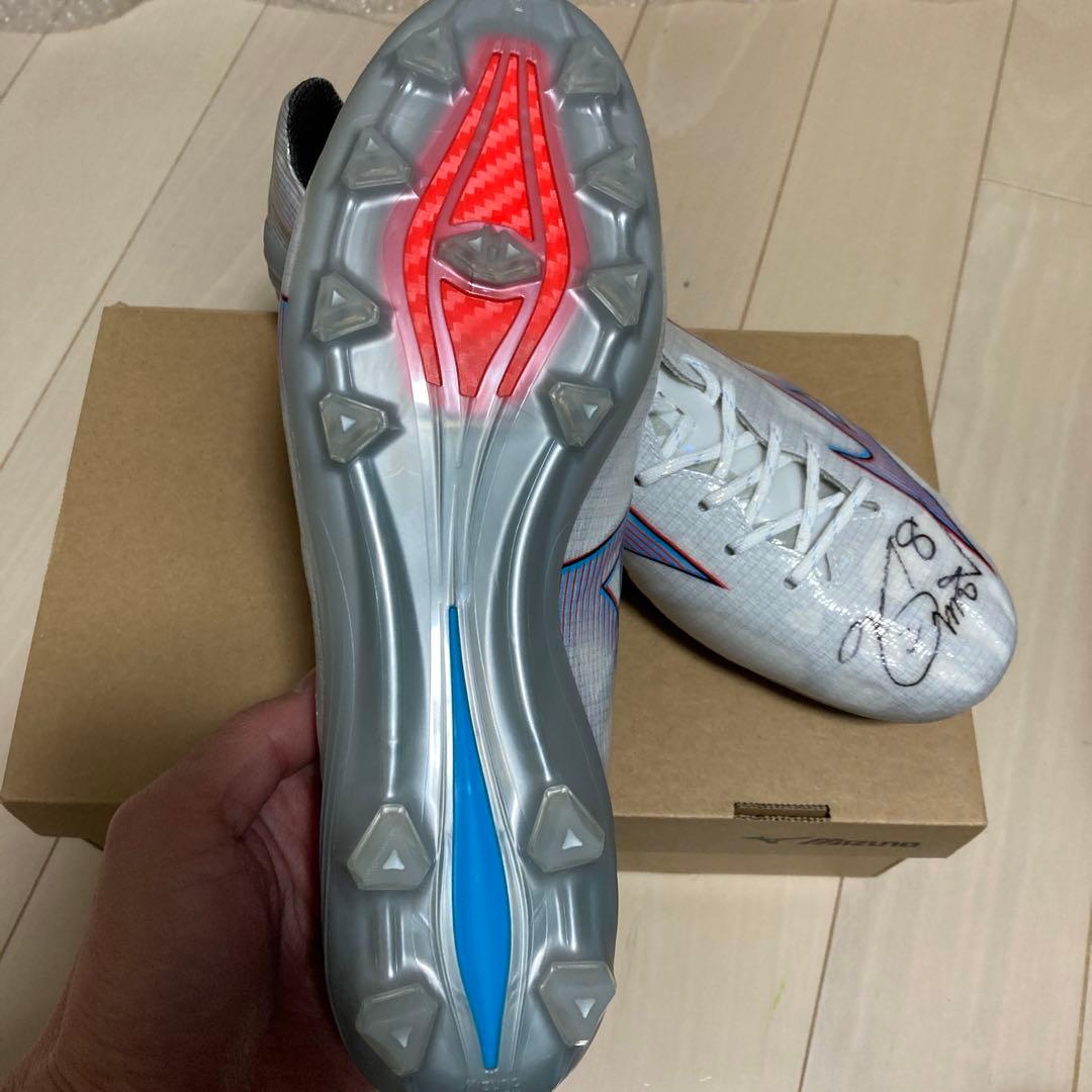 サッカースパイク ミズノ αエリート ミズノ アルファエリート 　チャナティップ