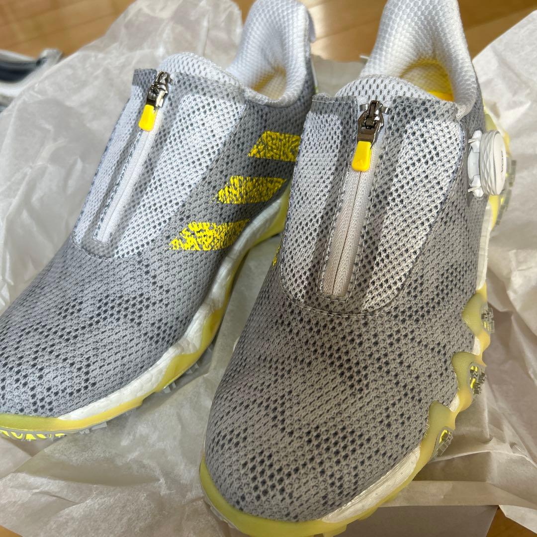 新品未使用　adidas レディースゴルフシューズ　23.5 コードカオス　ボア