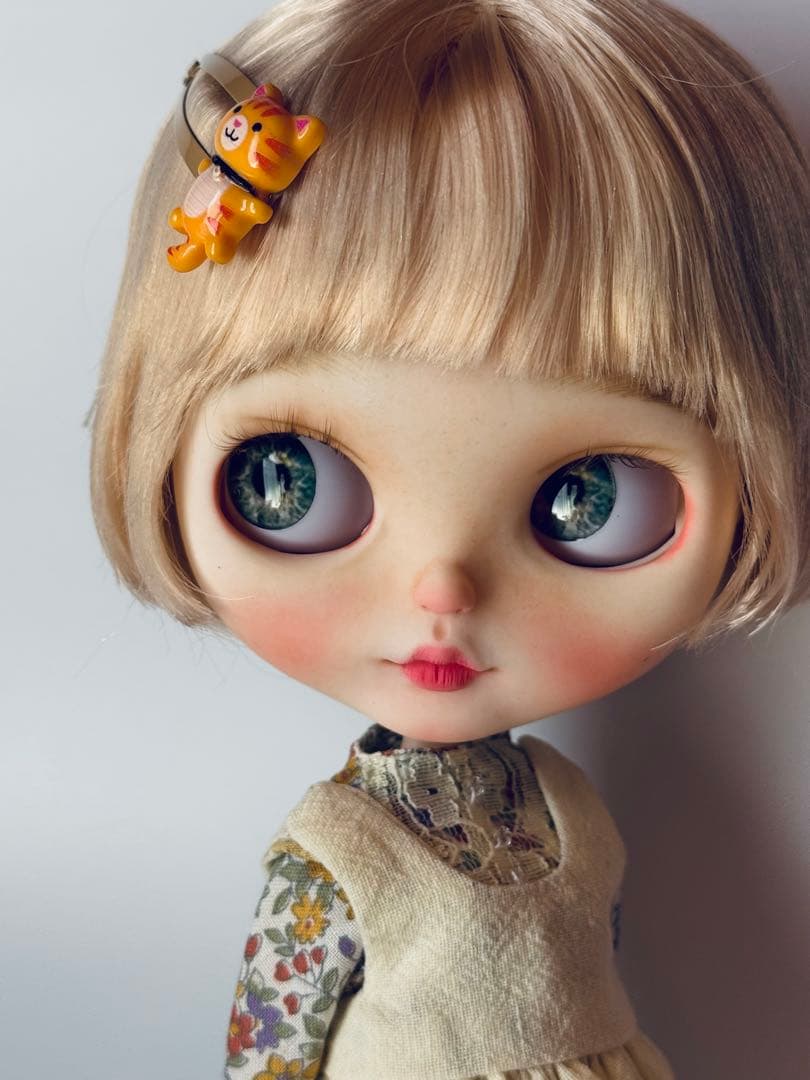 やや カスタム アイシードール