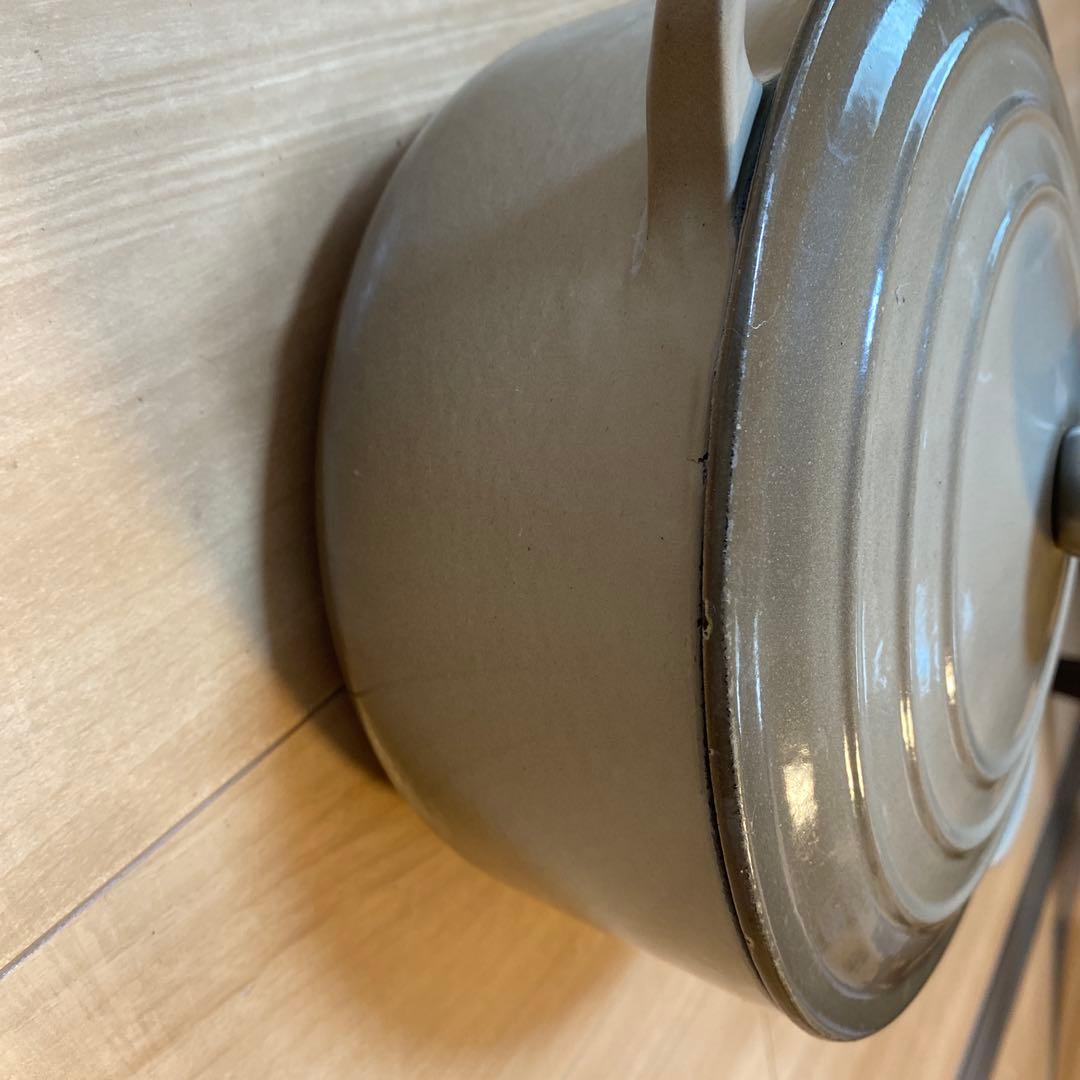 ルクルーゼ　LE CREUSET ココットロンド　20 リネン
