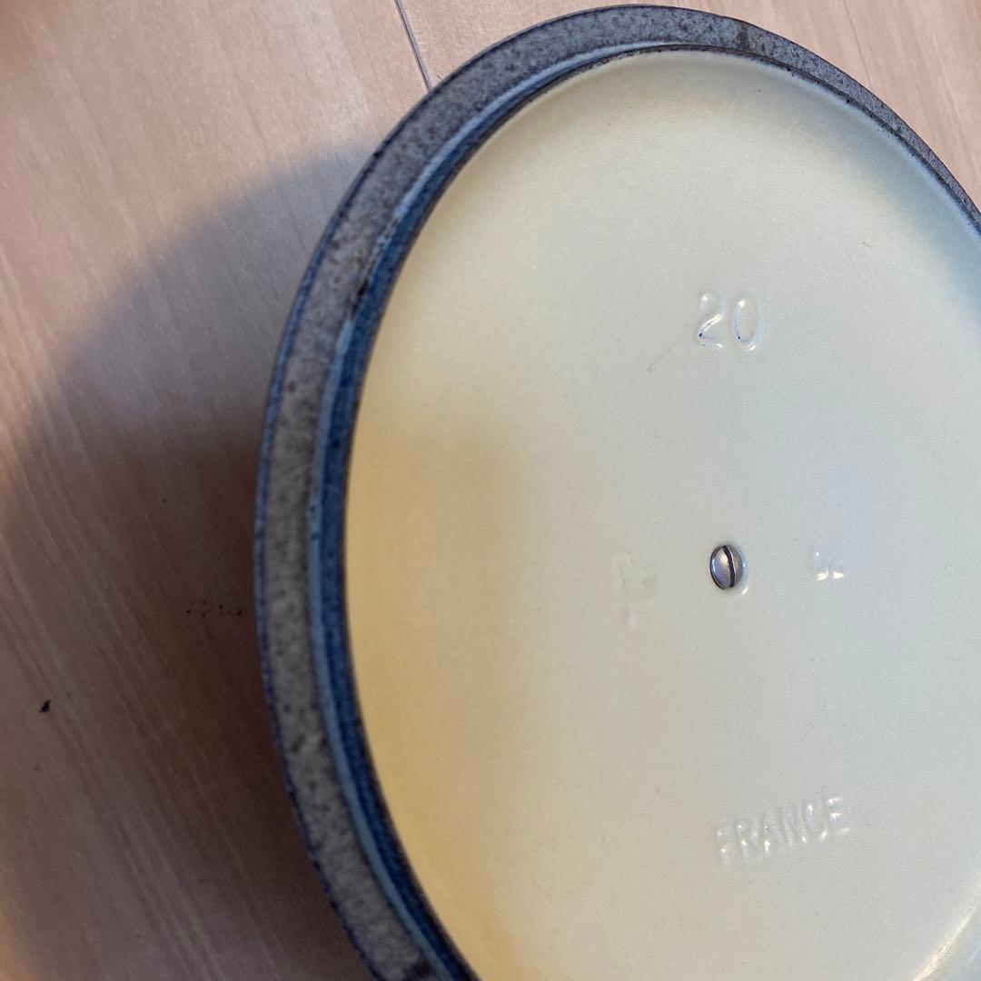 ルクルーゼ　LE CREUSET ココットロンド　20 リネン