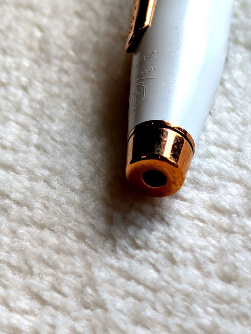 新品 未使用 CROSS クロスボールペン ゴールド ホワイト 箱入り説明書付き