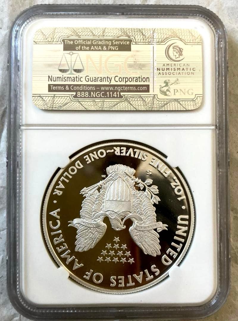 ★★★うりぼう★★★2012年アメリカ1ドルイーグル銀貨★PF70UCER