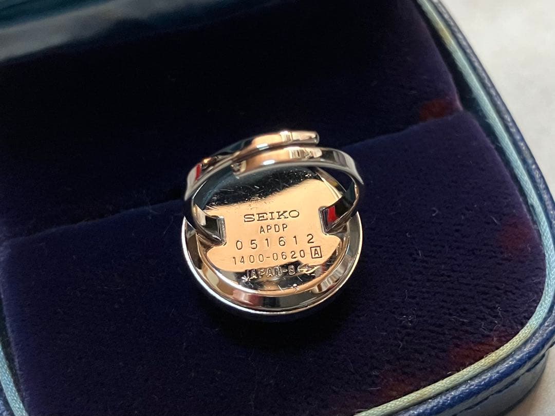 美品稼働中❗️SEIKO QUARTZ/セイコーカットガラスシルバーリングウォッチ