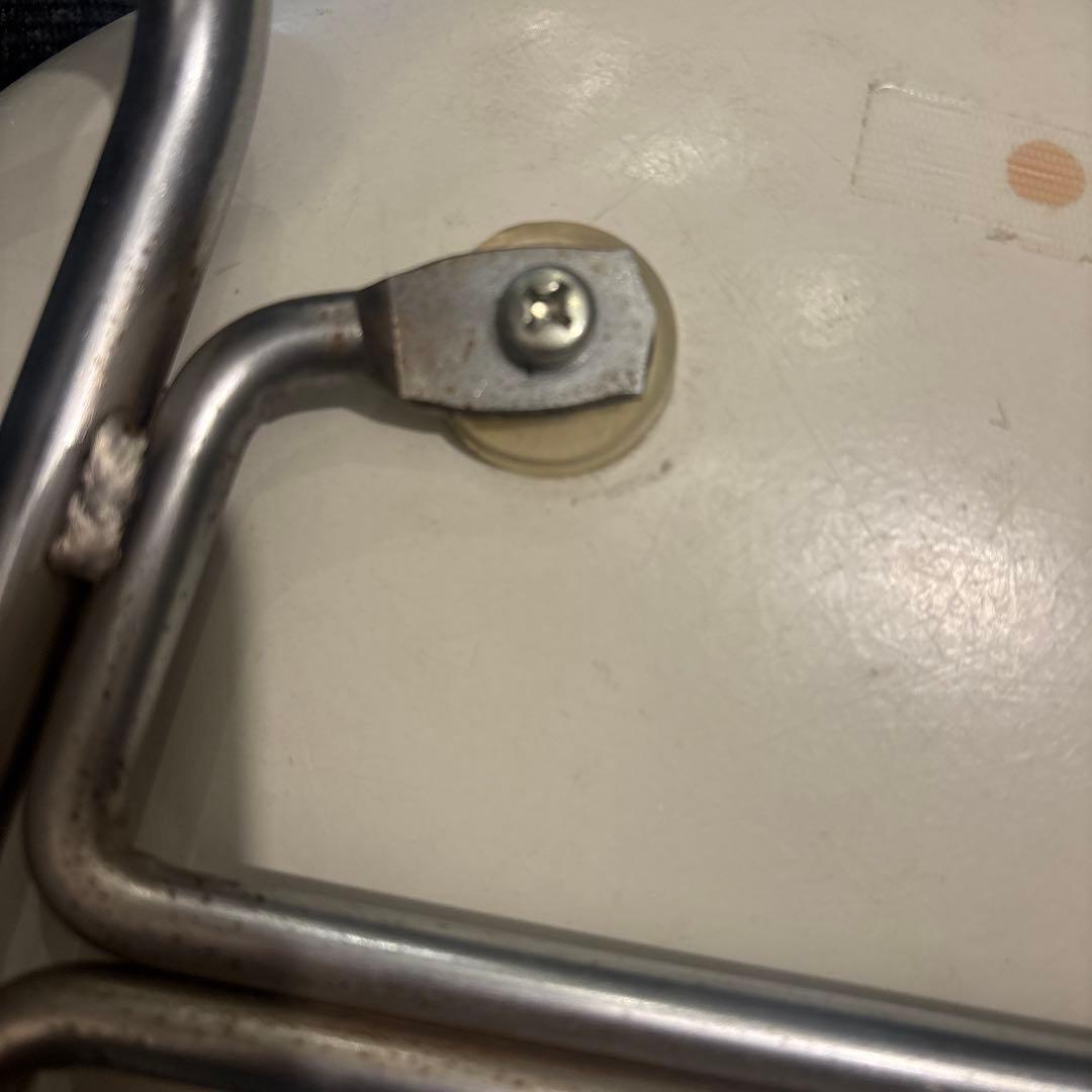 イームズ　シェルチェア　ハーマンミラー