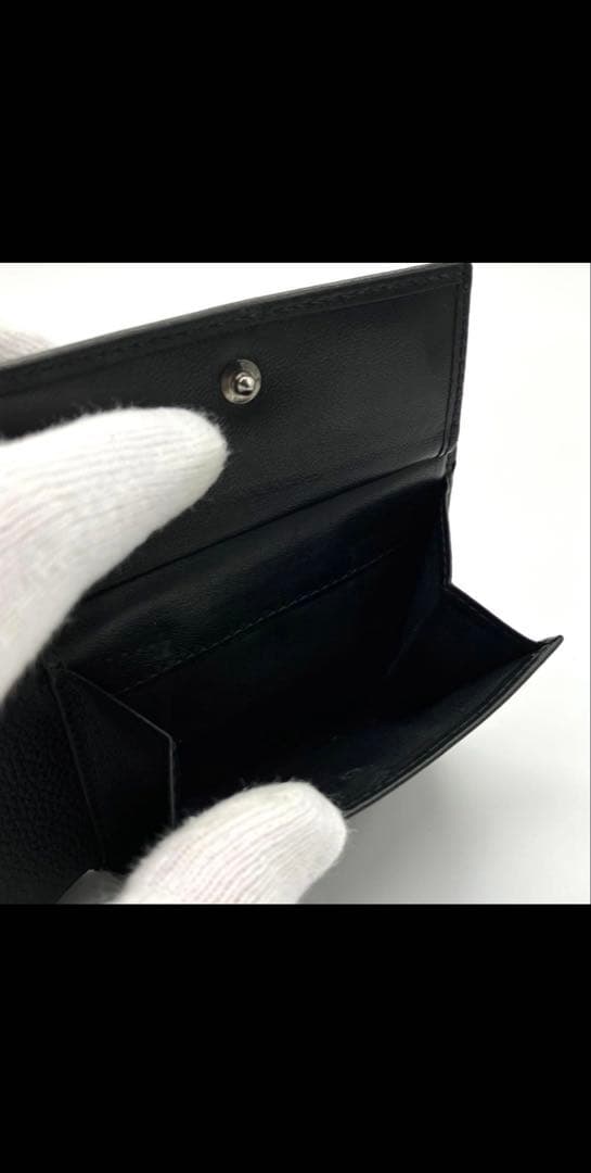 DIOR 黒 レザー 二つ折り財布　30日まで値下げ