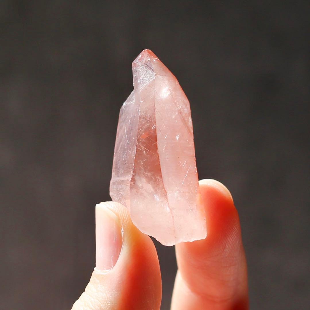 ディープピンクレムリアンシード ディアマンティーナ産 天然石 水晶 鉱物 一点物