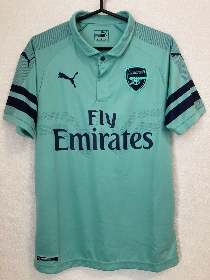 アーセナル 18/19 サードユニフォーム グラニト・ジャカ