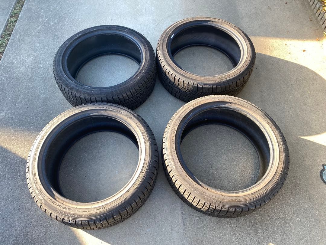 22年製 深溝 225/45R18 スタッドレス 4本セット