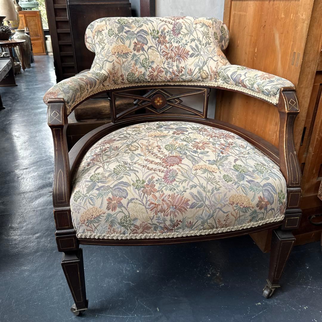 再お値下げ‼️ゴブラン織　素敵なとても座りやすいヴィンテージチェア