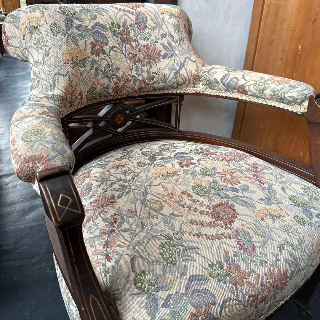 再お値下げ‼️ゴブラン織　素敵なとても座りやすいヴィンテージチェア