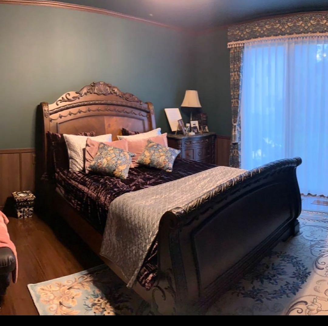 [直接取引8/29]最終値下げ木製クイーンベッドフレーム