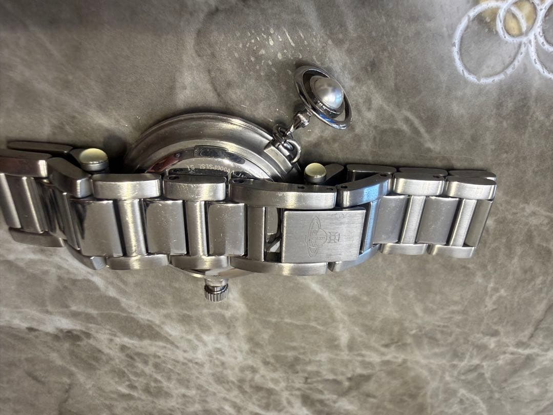 Vivienne Westwood シルバー腕時計