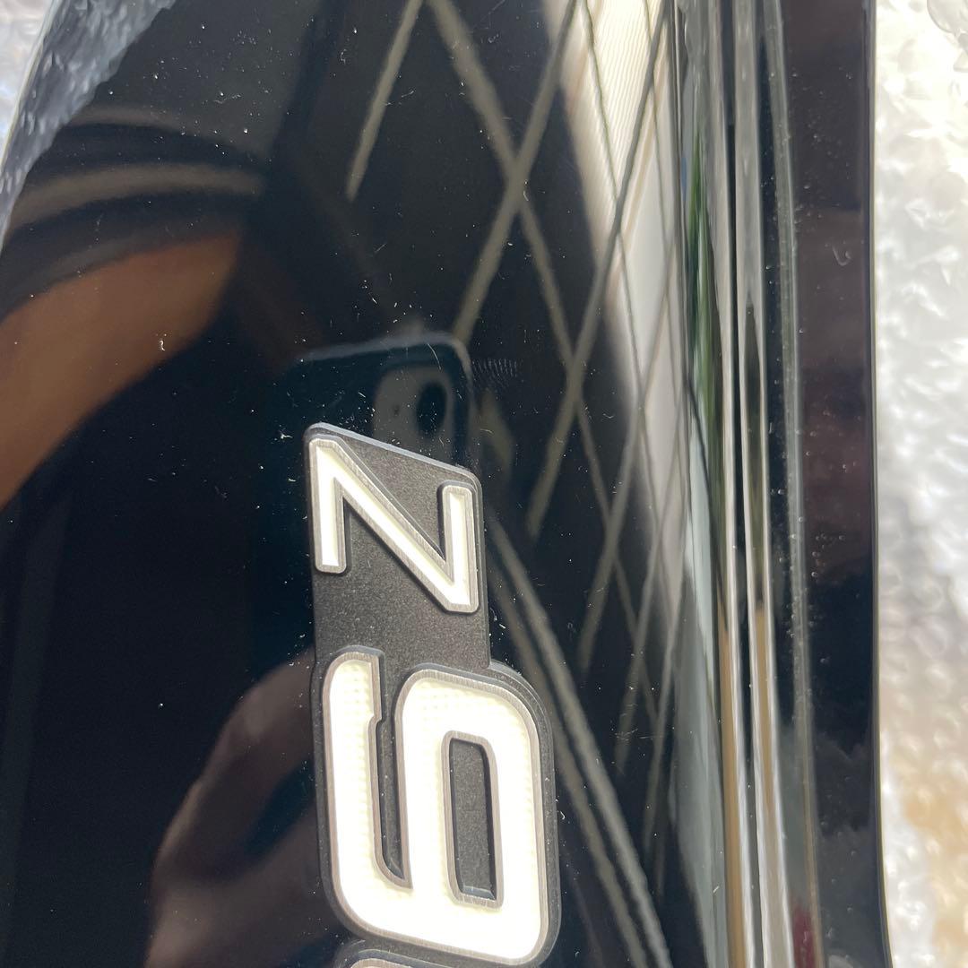 z900rs サイドカウル。右側