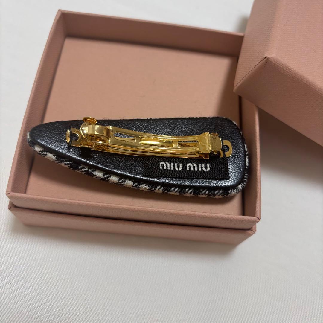 miu miu ギンガム　バレッタ