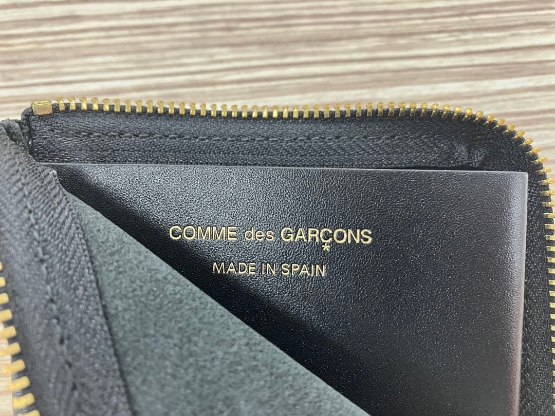 COMME des GARCONS ブラックレザー ケース